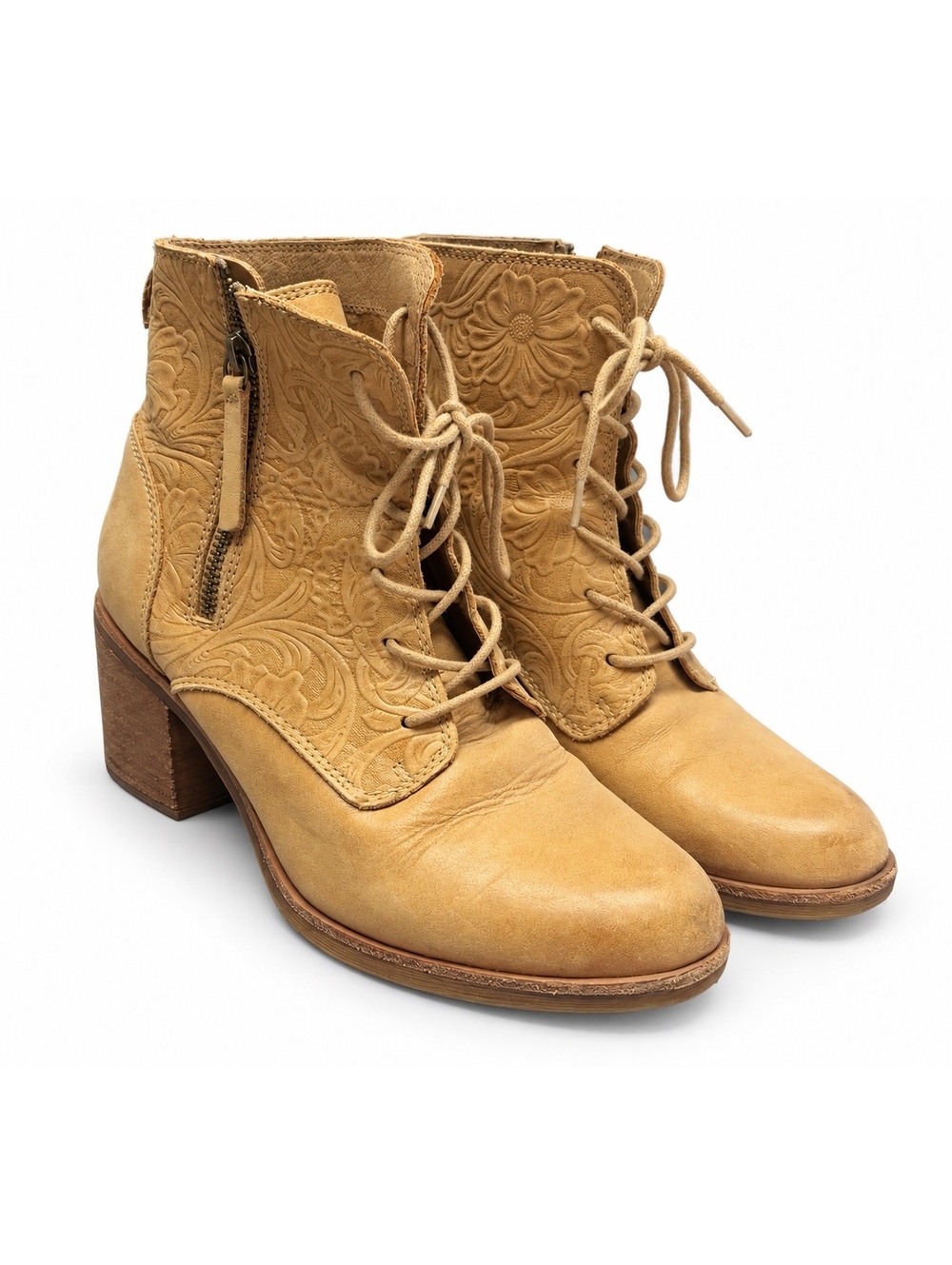 Sofft Taupe Lace Up Leather Block Heel Boots (W 8.5)
